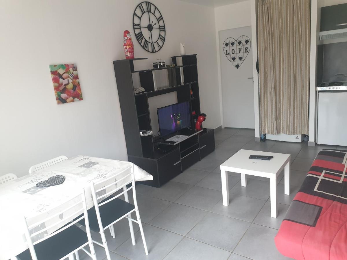 Bel Appartement T2 Climatise Avec Piscine Poitiers-Futuroscope-Creps De Poitiers Vouneuil-sous-Biard Kültér fotó
