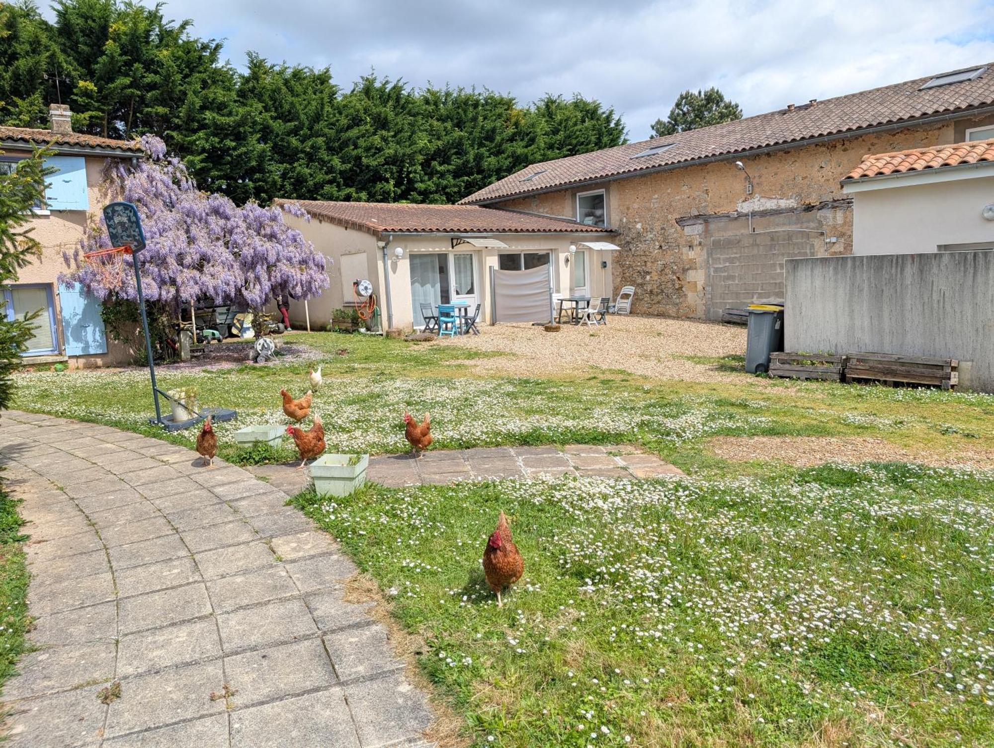 Bel Appartement T2 Climatise Avec Piscine Poitiers-Futuroscope-Creps De Poitiers Vouneuil-sous-Biard Kültér fotó